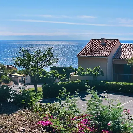 Апартаменты Studio Vue Mer, Sainte-maxime. Сент-Максим